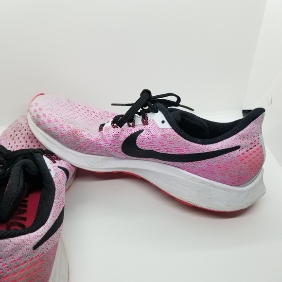 Nike Air Zoom Pegasus 35 sneakers in Hyper Pink size 11 - Picture 2 of 10